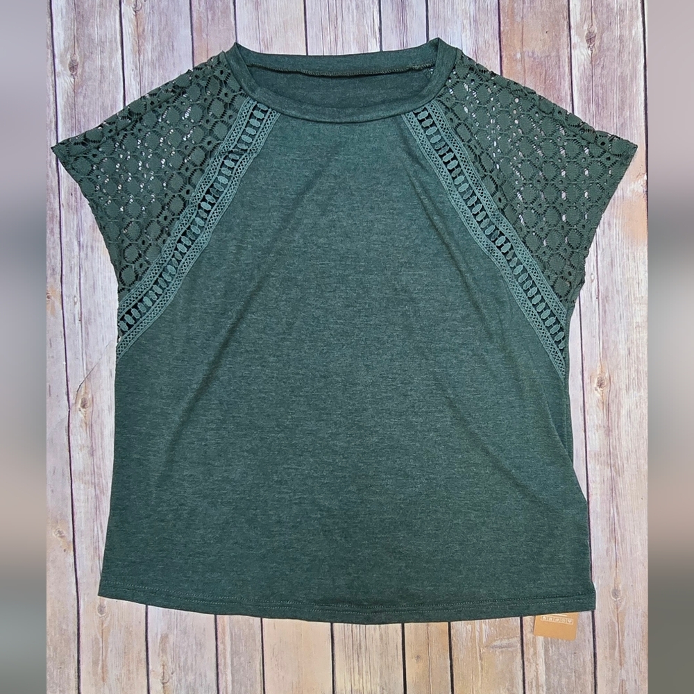 SHEIN Dark Green Lace Sleeve Tee
